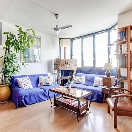 Cosy Duplex Near Nation Station By Guestready *