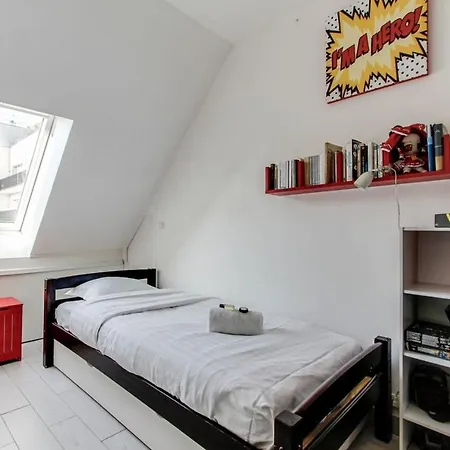 Cosy Duplex Near Nation Station By Guestready דירה