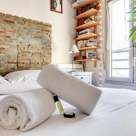 Cosy Duplex Near Nation Station By Guestready