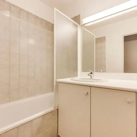 Cosy Duplex Near Nation Station By Guestready דירה *